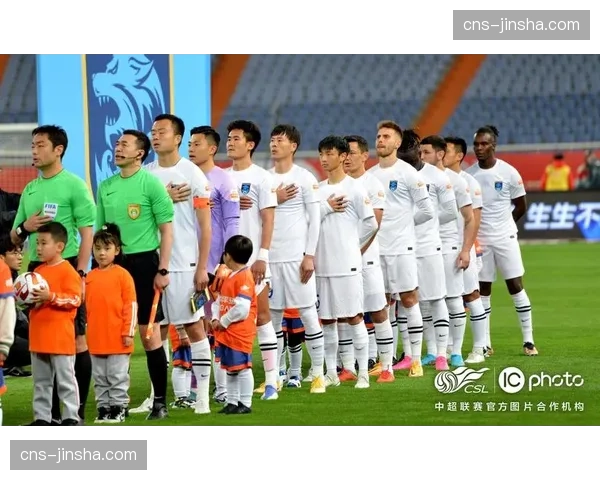 深圳新鹏城1-0小胜南通支云,取得队史中超主场首胜 深圳新鹏城1-0小胜南通支云,取得队史中超主场首胜