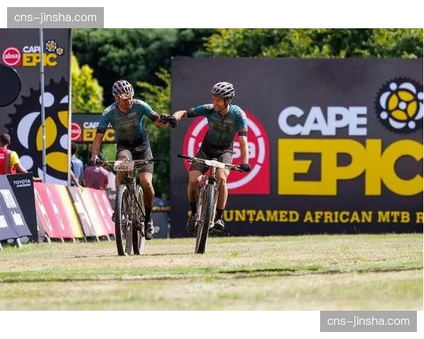 团队计时赛:BMC车队在Cape Epic第五赛段拉开与对手的差距 团队计时赛:BMC车队在Cape Epic第五赛段拉开与对手的差距