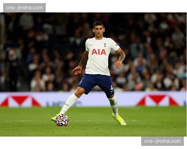 泪别热刺终成谶？罗梅罗重伤藏隐情，世界杯与降级局两难破局