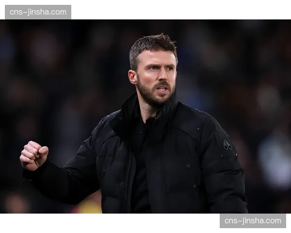 卡里克352阵型应对利兹联，曼联中场三核战术受关注