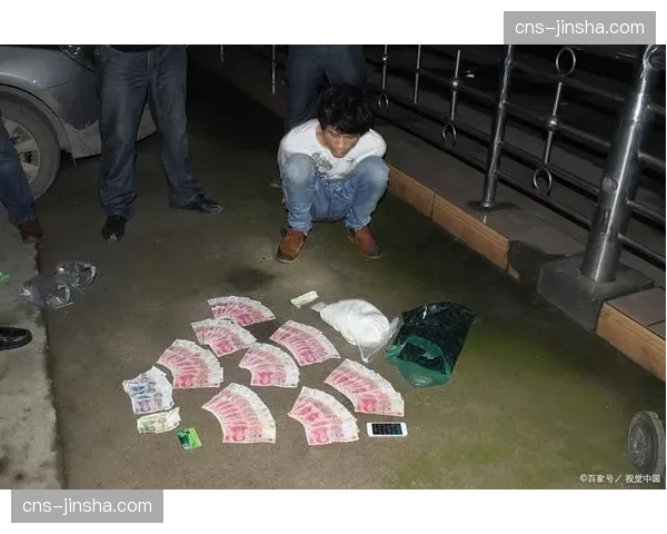 西班牙警方通报：成功捣毁一个涉嫌操纵西甲保级队比赛的赌博团伙。